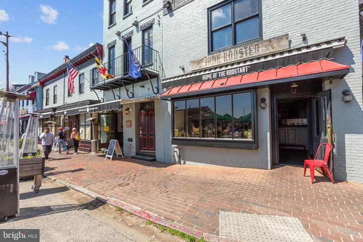 220 West Street — Photo 33